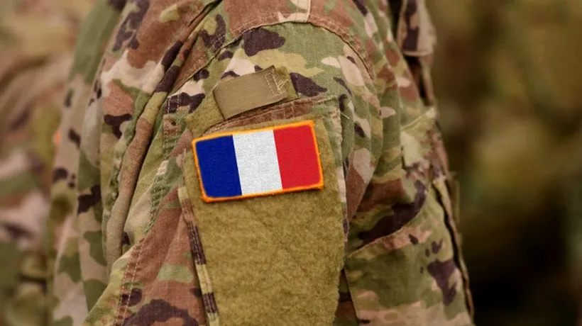 Soldații francezi cantonaţi în tabăra de la Cincu se plâng de condițiile mizerabile în care sunt nevoiți să stea: „Sunt dezgustat!”