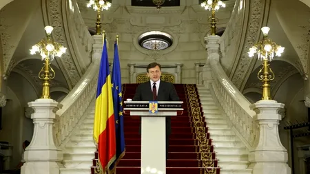 Crin Antonescu a întârziat 40 de minute la învestitura noilor miniștri