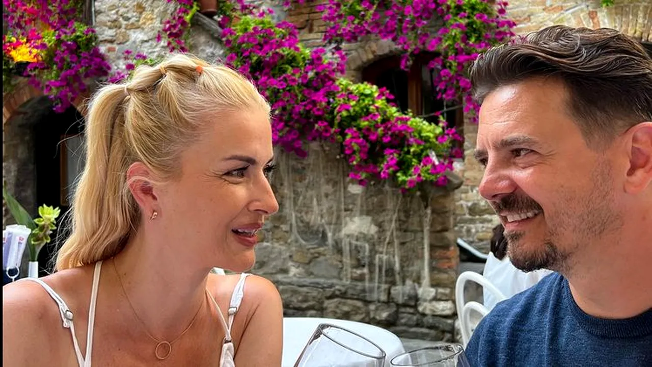 Cum s-au cunoscut Elwira și Mihai Petre. ”Nu a fost dragoste la prima vedere, ba chiar la început NE CAM CIONDĂNEAM”