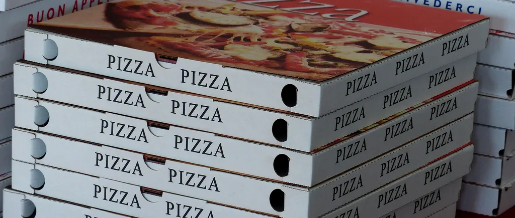 Cantitate mare de droguri, descoperită ascunsă în mai multe cutii de pizza. Ce valoare are captura