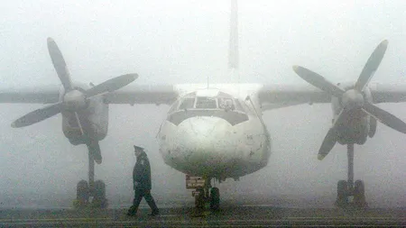 Cel puțin cinci morți după prăbușirea unui avion de pasageri pe un aeroport din Ucraina