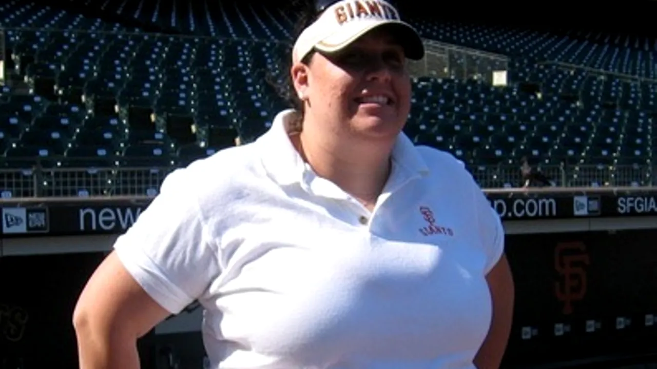 Mânca fără control. Cum arată astăzi tânăra care a slăbit 85 de kilograme