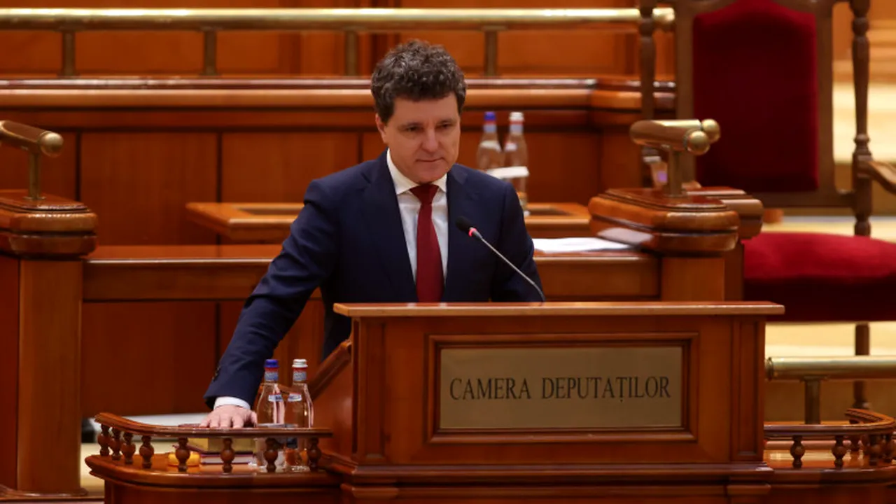 Nicușor Dan prezintă miercuri Strategia Națională de Apărare în Parlament. Câteva pasaje sunt din sugestiile pe care le-a primit de la cetățeni