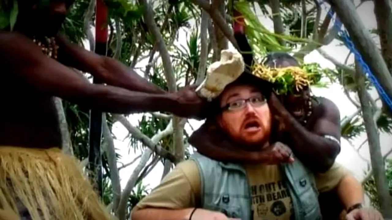 Un britanic a vizitat 201 țări fără să zboare și a comprimat totul în 4 minute de film. VIDEO