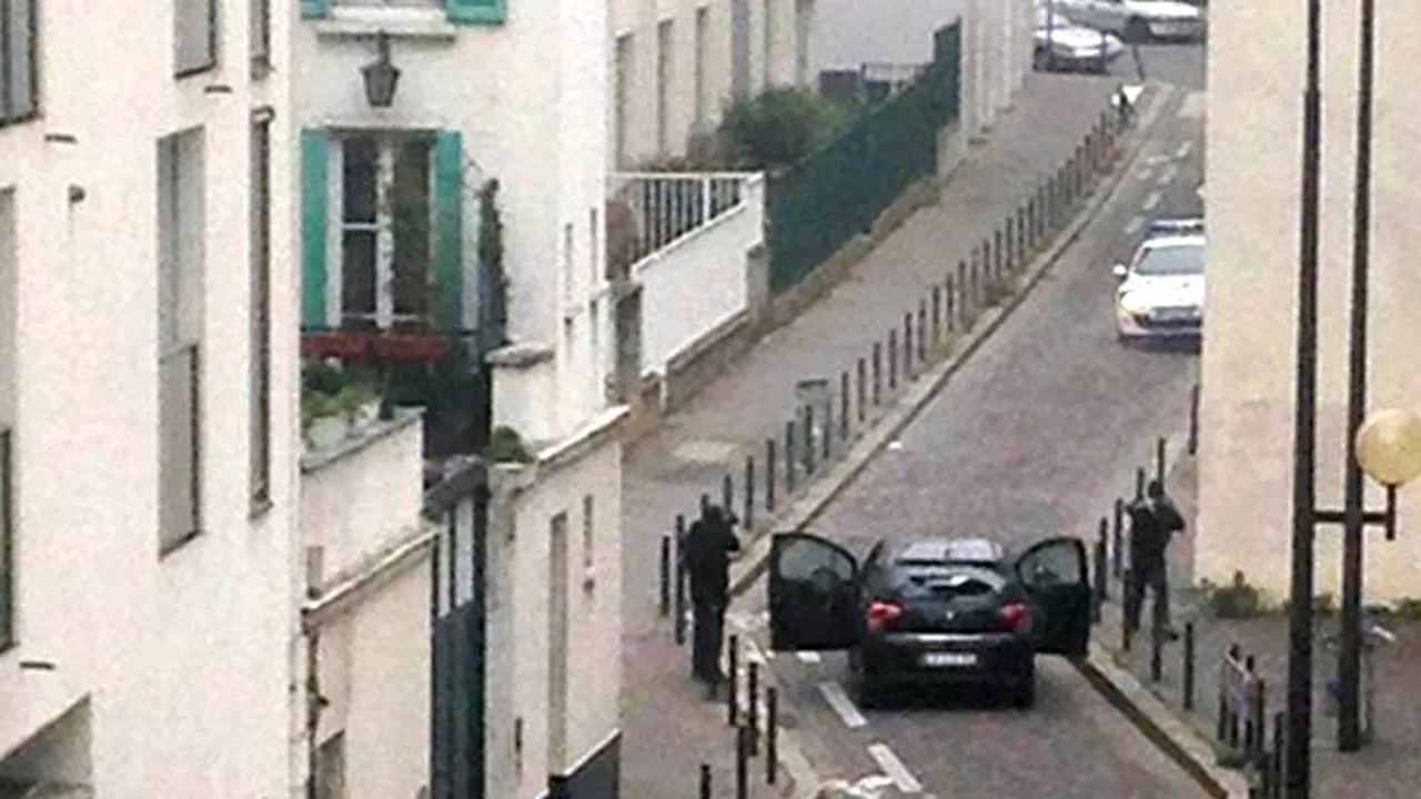 Noile caricaturi cu Mohamed publicate de Charlie Hebdo au fost deja condamnate. 