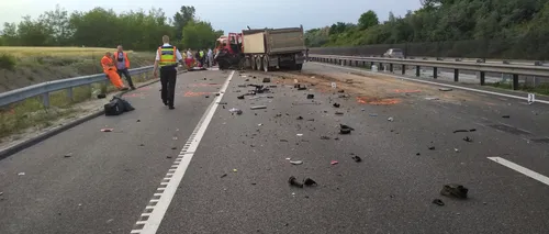 Accident tragic în Ungaria: nouă oameni au murit după ce un microbuz înmatriculat în România a fost spulberat de un camion