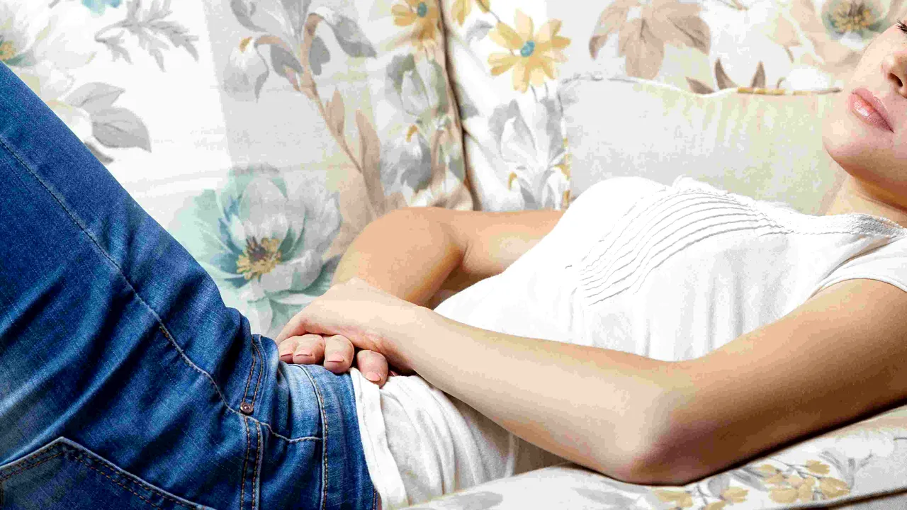 O fată de 13 ani a ajuns la urgențe crezând că este constipată. La scurt timp după aceea medicii au făcut o descoperire șocantă