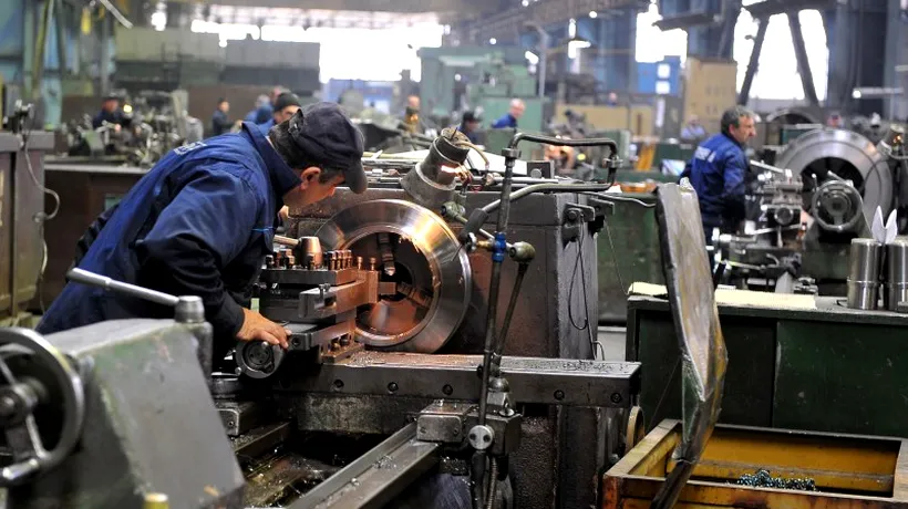 Cu cât a crescut producția industrială în primul semestru al anului 2012
