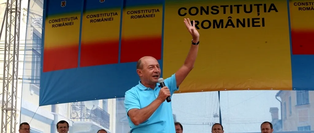 PNL: Băsescu încalcă legea folosind însemnele naționale în campanie, am sesizat BEC