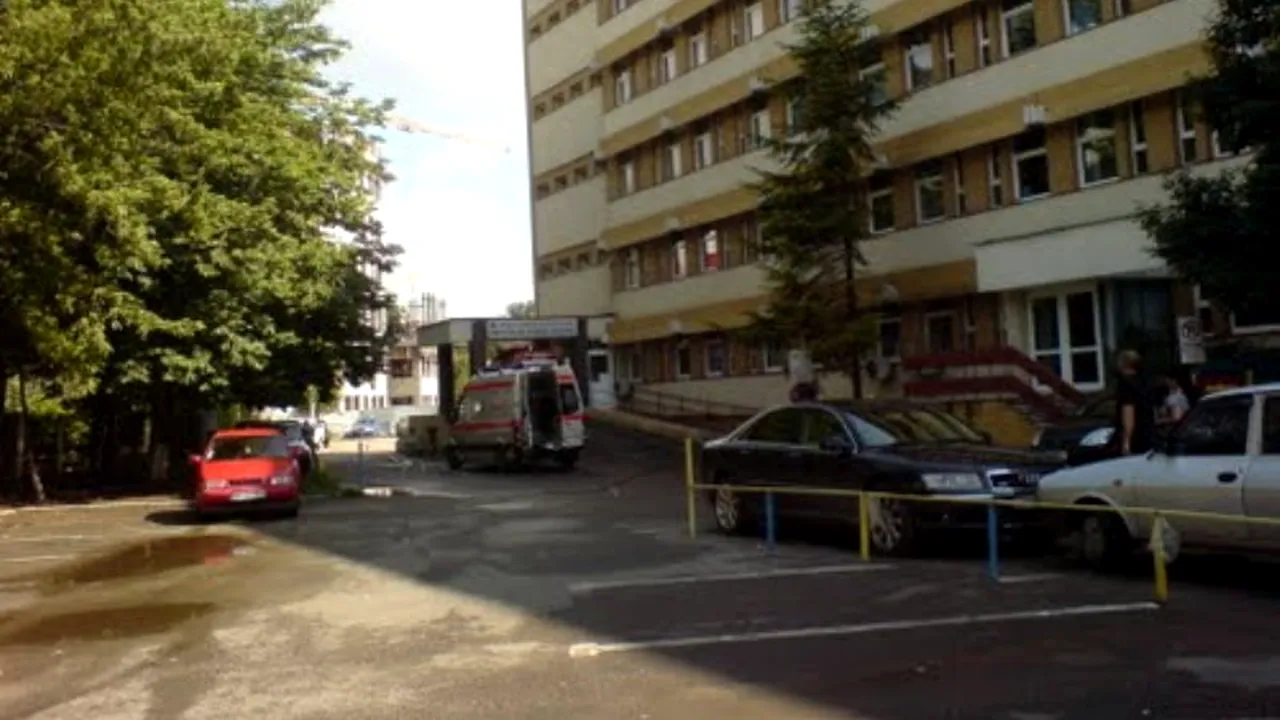 Șase saloane ale SJ Bacău,închise pentru igienizare după apariția imaginilor cu copilul legat de pat