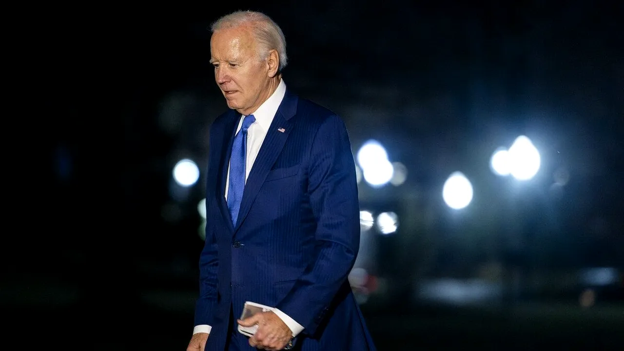 Joe Biden comite o nouă GAFĂ. A confundat-o pe Angela Merkel cu Helmut Kohl