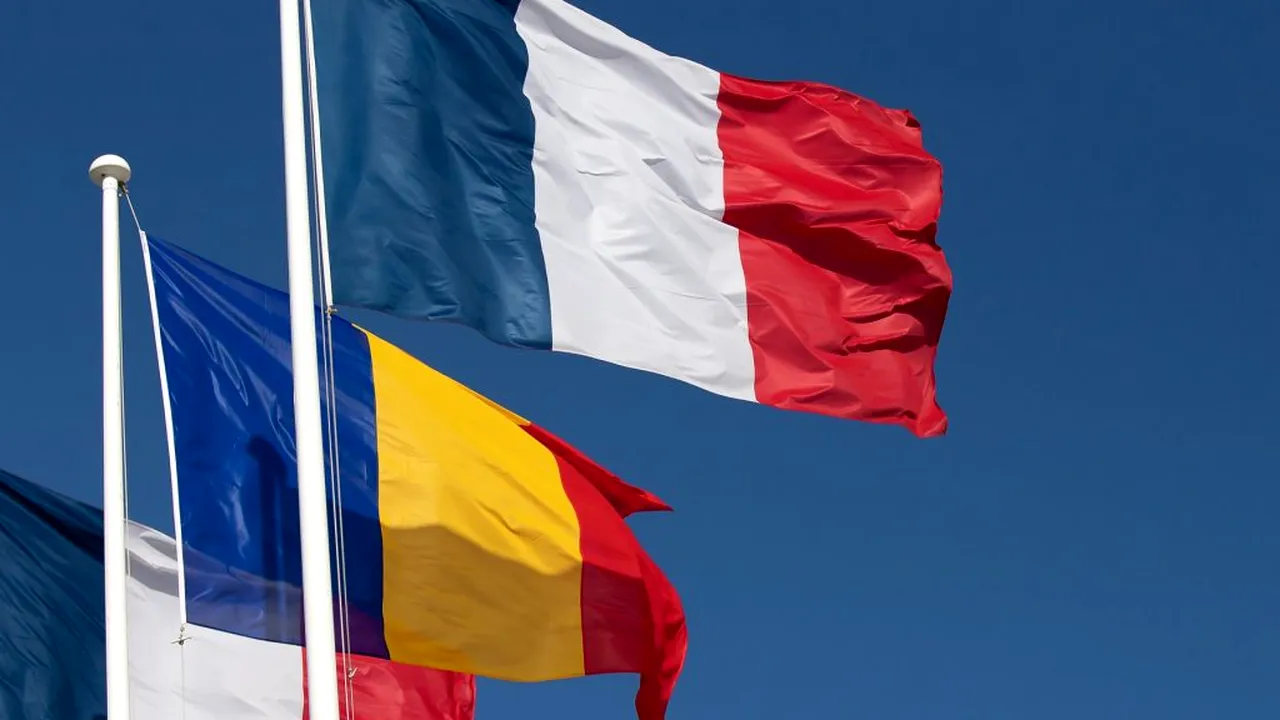 Franța a deblocat circulaţia dinspre Marea Britanie, începând din această noapte, în anumite condiții. Ce trebuie să știe românii