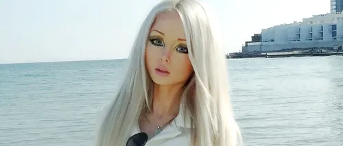 Femeia Barbie, așa cum nu ai mai văzut-o. Ce fotografie a postat pe Facebook