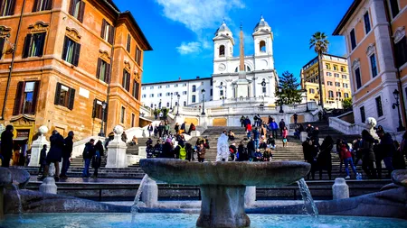 Italia, „speriată” de prea mulți TURIȘTI, ia în calcul măsuri drastice. Turiștii au interzis să se „oprească din mers”