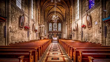 Biserica Ortodoxă din Cipru va suspenda 12 preoţi nevaccinaţi împotriva COVID-19