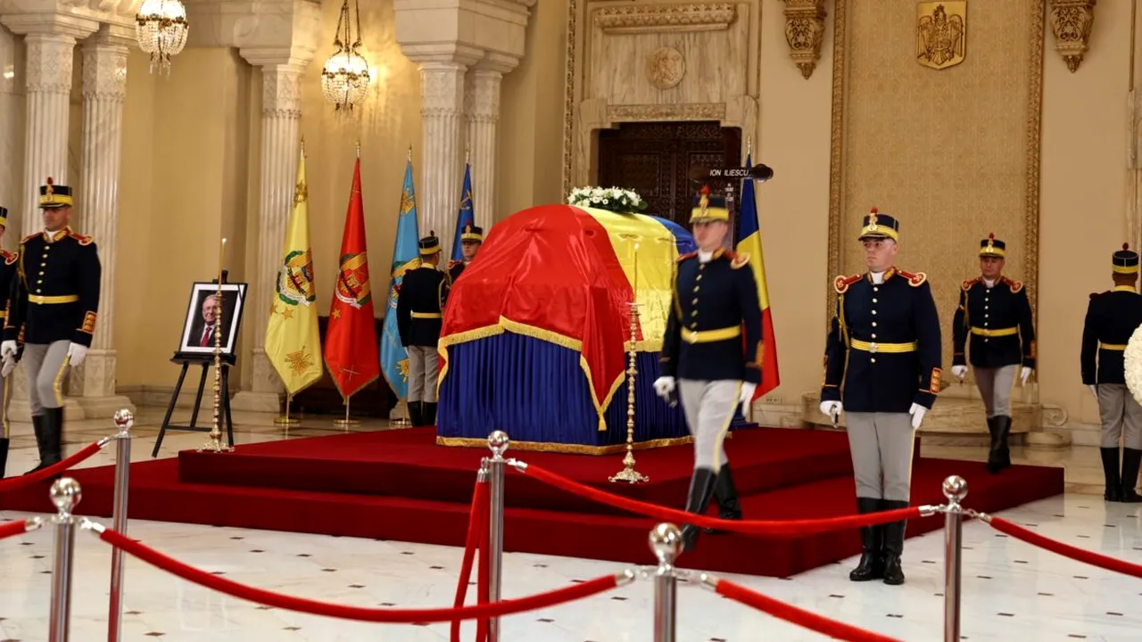 Noi dovezi. Nicușor Dan a dat peste cap CEREMONIILE funerare ale lui Ion Iliescu. Apropiații și familia, privați de un ultim omagiu