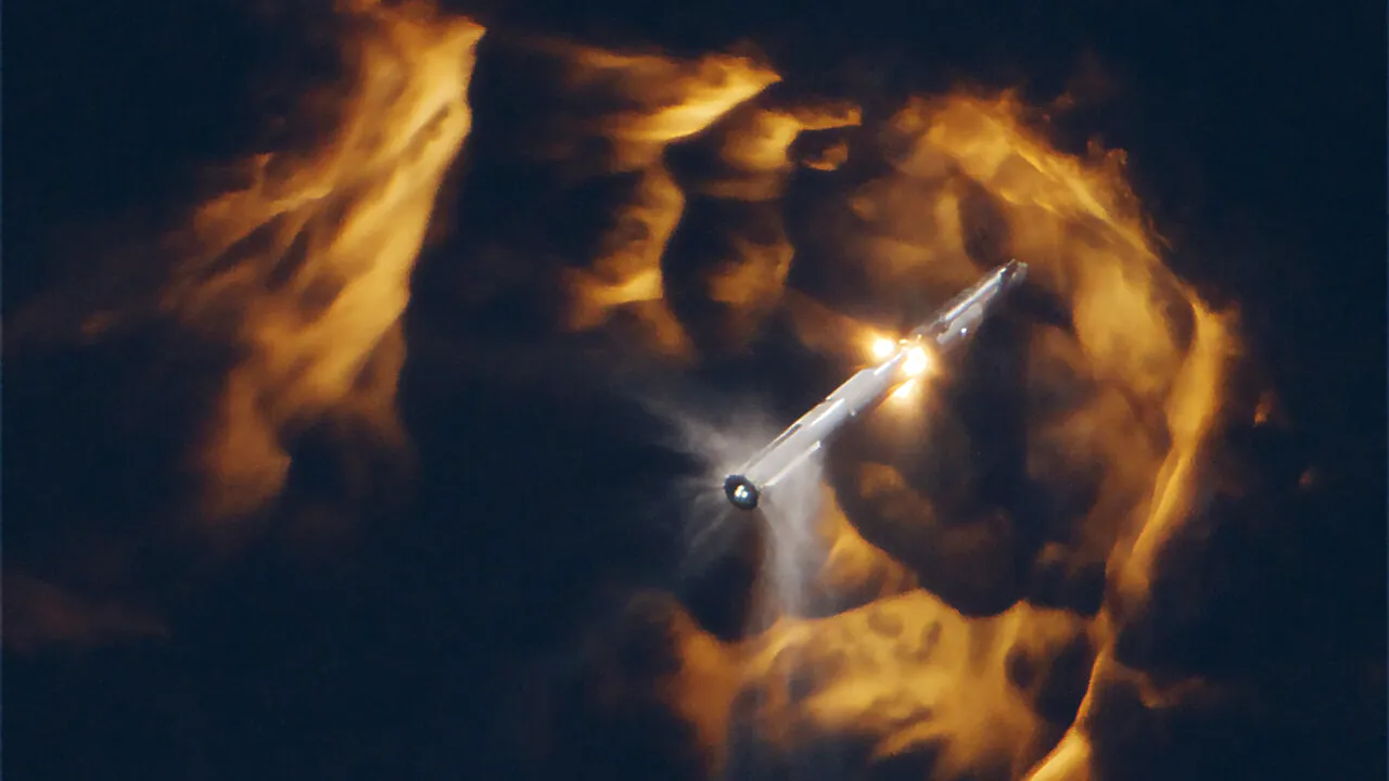 Cea mai mare rachetă din lume, lansată de SpaceX, a explodat la câteva minute de la plecarea de pe Pământ. Momentul exploziei