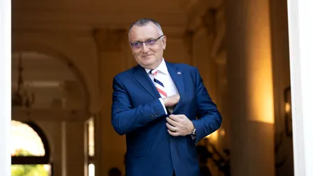 UPDATE: Sorin Cîmpeanu, anunțuri despre noul an școlar. Ce spune ministrul Educației despre petiția pentru demiterea sa