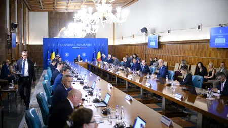 Guvernul Bolojan ia în calcul compensarea „voluntară” pentru prețurile la pompă. Ce presupune