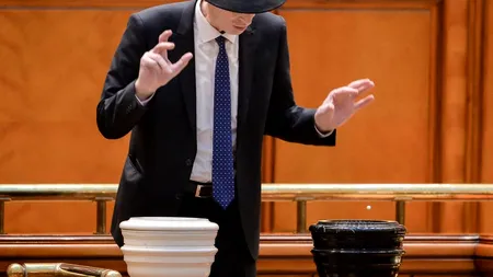 SURSE: Liberalii, puși pe glume - „Câți parlamentari PSD vor avea simptome de răceală în ziua moțiunii?”