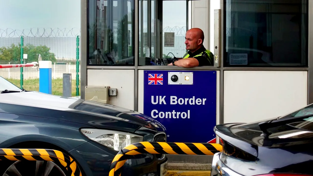 MAE: Avertizare de călătorie pentru românii care vor să ajungă din Franța în Marea Britanie