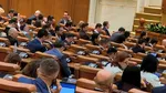 Deputatul Dimitriu(USR) susţine cu tărie tăria, dar spune că producţia nu trebuie încurajată. Adrian Câciu îl transmite să pună mâna pe carte