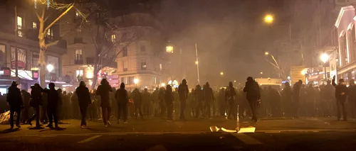 Macron, mesaj dur pentru protestatari:Democrația nu înseamnă ieșiri pe străzi