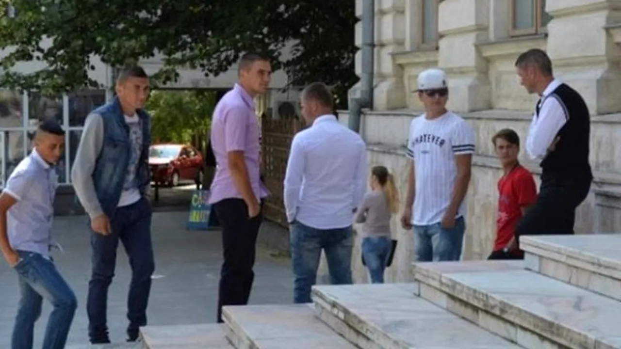 Tatăl unuia din vasluienii condamnați pentru viol s-a bătut cu un bărbat din satul fetei agresate