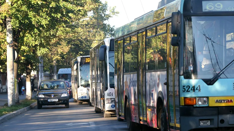Programul transportului în comun din București | STB anunță: În prima și a doua zi de Crăciun, liniile funcționează cu programul adaptat unei zile de duminică 