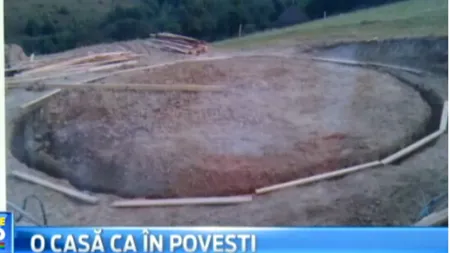 Un român și-a făcut o casă în formă de dom. L-a costat doar 10.000 de euro, iar acesta nu este singurul avantaj