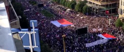 Cel mai mare protest din ultimii 30 de ani în Cehia: Zeci de mii de manifestanți au ieșit pe străzi pentru a cere demisia premierului - VIDEO
