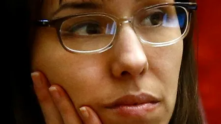 Judecătoare americană, găsită vinovată pentru uciderea prietenului ei cu 27 de lovituri de cuțit