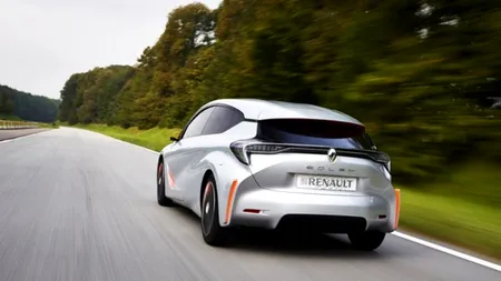 FOTO. Cum arată mașina care consumă un litru la suta de kilometri