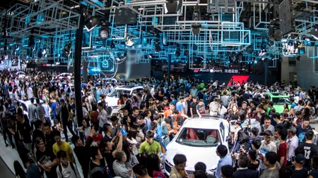 Sfârșitul producătorilor INDIVIDUALI de automobile se apropie. ALIANȚA dintre Volkswagen și Ford scoate la iveală FRĂMÂNTĂRILE industriei auto