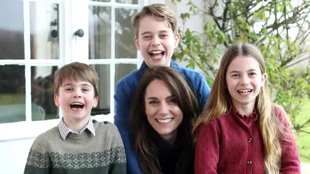 Detaliul bulversant din această fotografie cu Kate Middleton. Ce mesaj SECRET ar transmite soția Prințului William