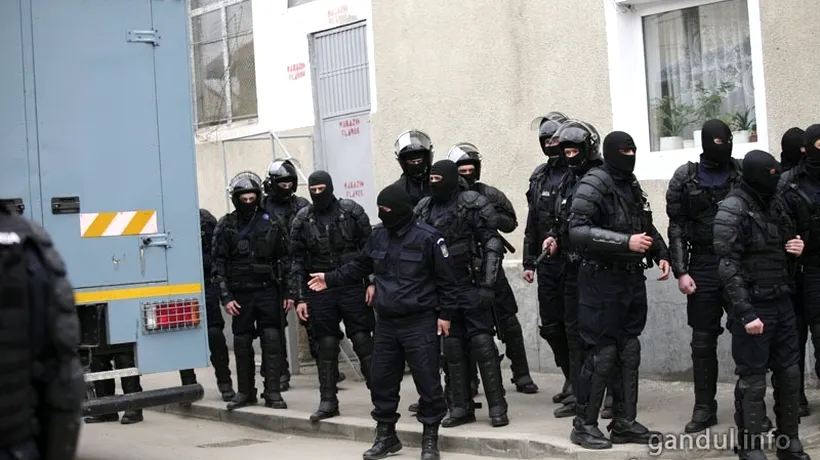 Percheziții în Dâmbovița, la suspecți de furturi din anexe gospodărești