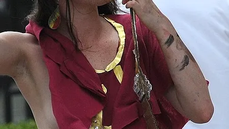 FOTO: Cum a defilat o studentă din SUA prin campus. Locul unde a „ascuns