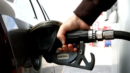 FMI: Orice exceptare de la creșterea accizei la carburanți trebuie compensată prin alte măsuri