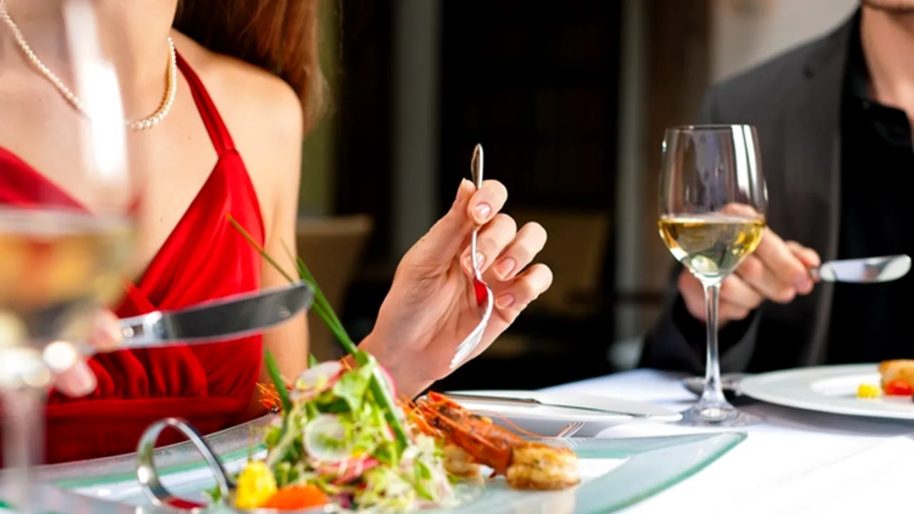 Cei mai mulți dintre români oferă bacșiș în călătorii
