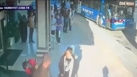 Imagini noi cu autocarul care a ars ca o torță în Bulgaria. Din cei 46 de morți, 11 erau din aceeași familie