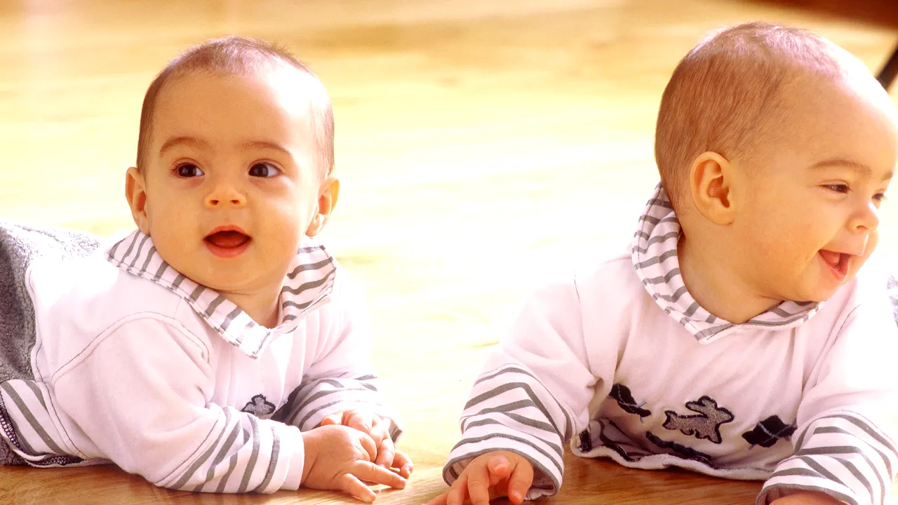 Un nou miracol al vieții: A născut, pentru prima oară, la 74 de ani și a devenit cea mai în vârstă femeie din lume care a dat naștere unei perechi de gemeni