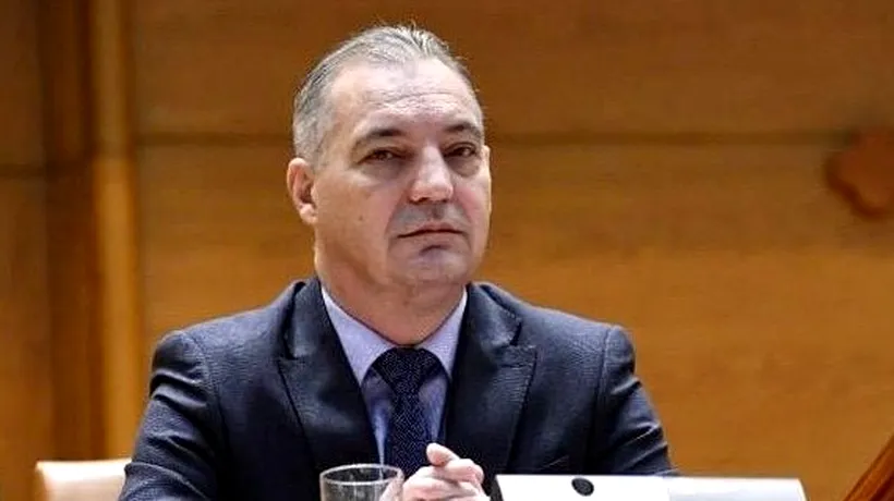 UPDATE | Mircea Drăghici, fostul trezorier al PSD, face cinci ani de închisoare pentru că și-a luat casă de jumătate de milion de euro cu bani de la partid. A ajuns în penitenciar escortat de polițiști