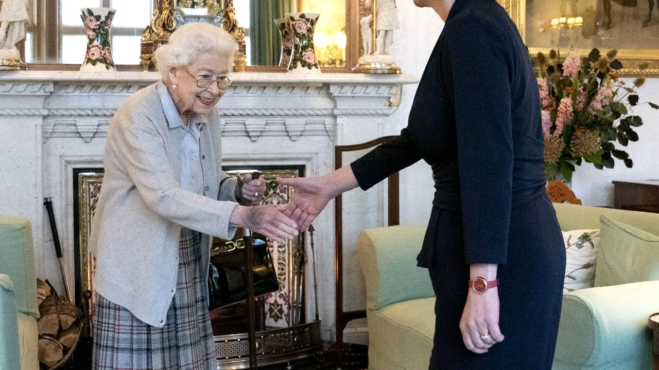 Fotograful care a surprins ultimele imagini cu Regina Elisabeta dezvăluie conversația cu regretata suverană britanică