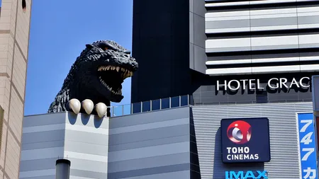 Cum a ajuns faimosul monstru fictiv Godzilla rezident permanent în Tokyo