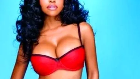 CONCEDIATĂ pentru fotografiile vechi de 17 ani