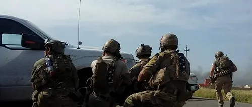 Imagini de război. Trupele SEAL luptă cu ISIS