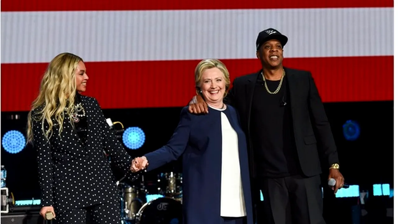 Beyonce, pe scenă pentru Hillary Clinton. Ce le-a cerut fanilor 