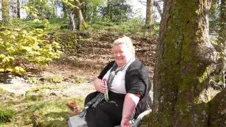 Cum arată această femeie după ce a slăbit mai mult decât întreaga greutate a soțului ei