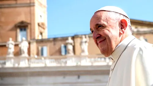 Papa Francisc a trimis 15.000 de înghețate prizonierilor din închisorile Romei
