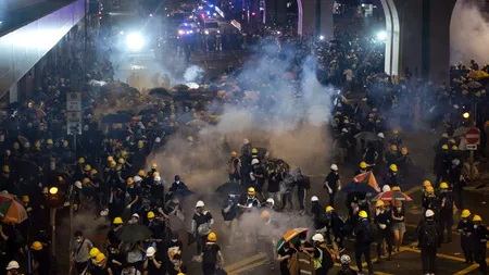 Proteste pro-democrație la Hong Kong în ultimele orele ale anului 2019 / Autoritățile au anulat spectacolul de artificii, pentru prima dată în ultimul deceniu